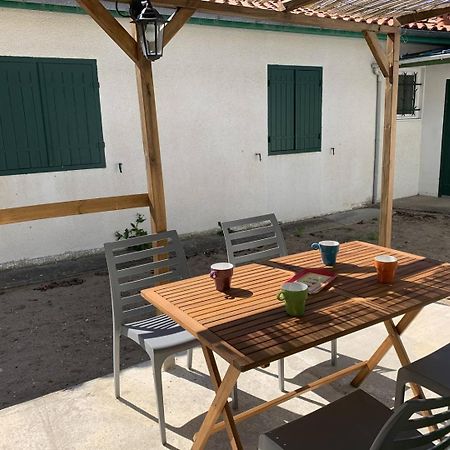 St Georges De Didonne - Agreable Petite Maison Avec Cour - 1 Chambre Saint-Georges-de-Didonne Ngoại thất bức ảnh